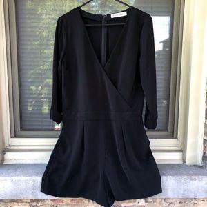Abercrombie & Fitch Black Surplice Romper Size 8